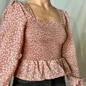 Love Tree Ruched Belle Sleeve Top Sz M